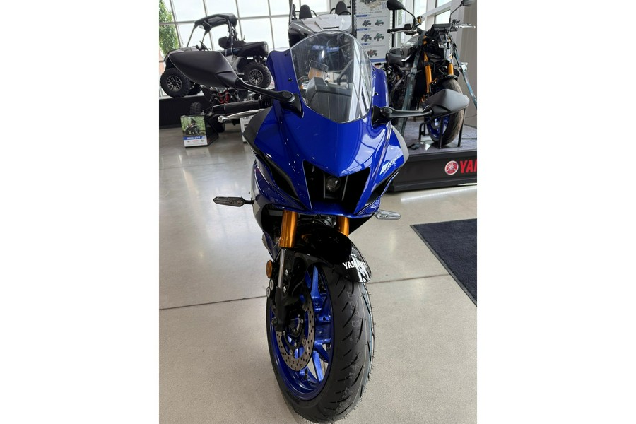 2025 Yamaha YZF-R7