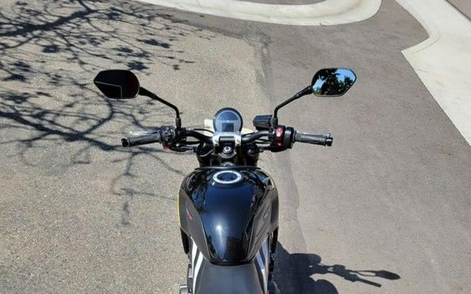 2025 Triumph TRIDENT