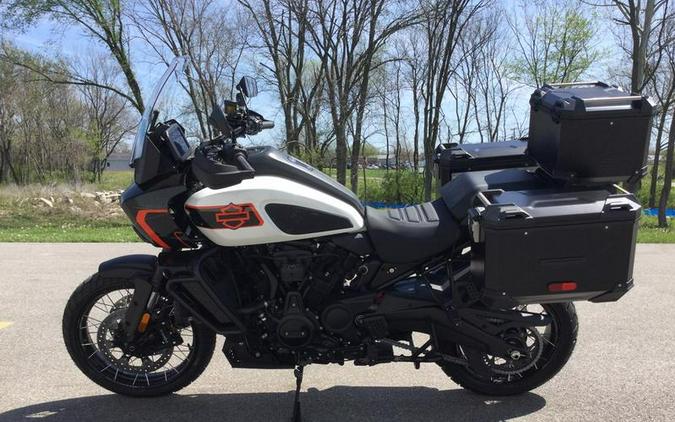 2026 Harley-Davidson® RA1250L - Pan America® 1250 Limited
