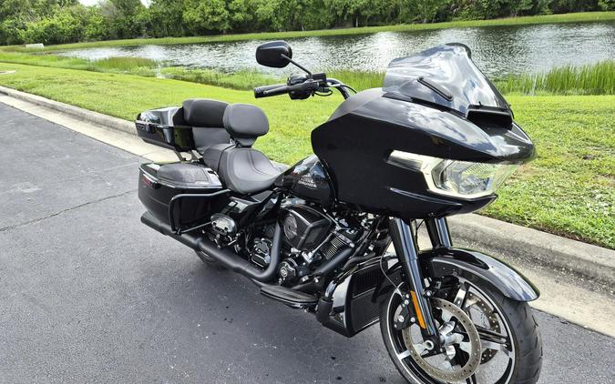 FLTRX 2024 Road Glide