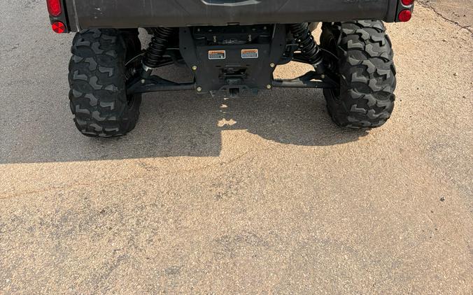 2022 Can-Am Defender Limited CAB HD10