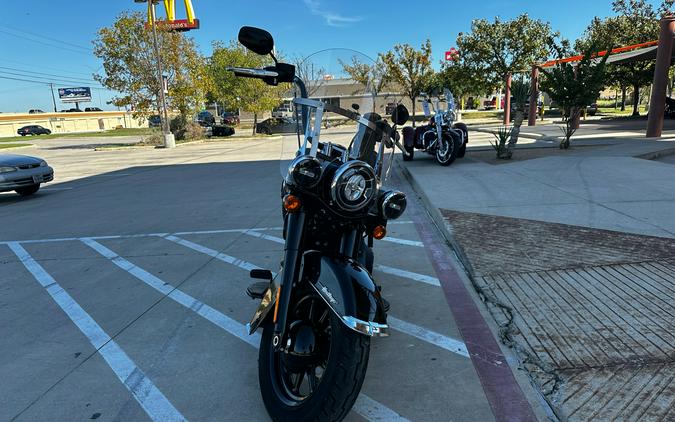 2022 Harley-Davidson Heritage Classic 114