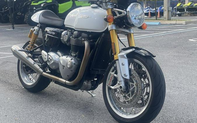 2018 Triumph Thruxton 1200 R Crystal White