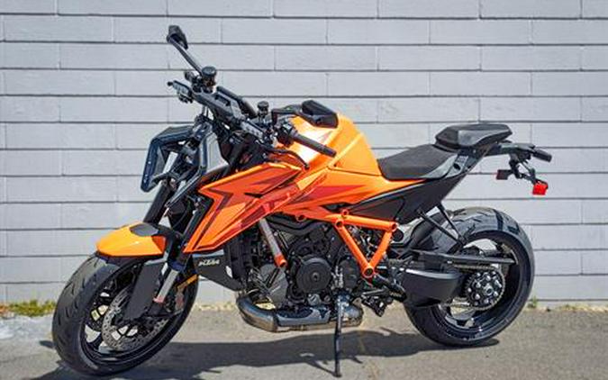 2024 KTM 1390 Super Duke R Evo First Look [17 Fast Facts]