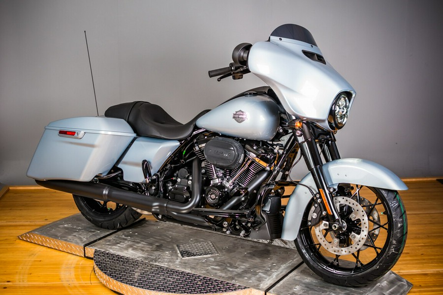 2023 Harley-Davidson Street Glide Special