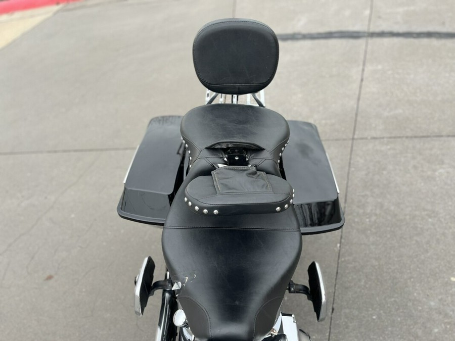 2006 Harley-Davidson® Heritage Softail® Classic FLSTCI BLUE SUNGLO