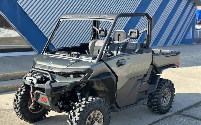 2026 Can-Am Defender X mr with Half Doors HD11