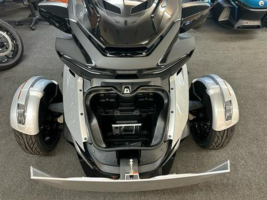 2024 Can-Am Spyder RT