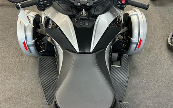 2024 Can-Am Spyder RT