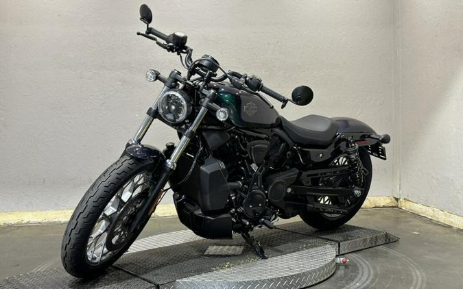 Harley-Davidson® Nightster™ 2025 RH975 84658470 SNAKE VENOM