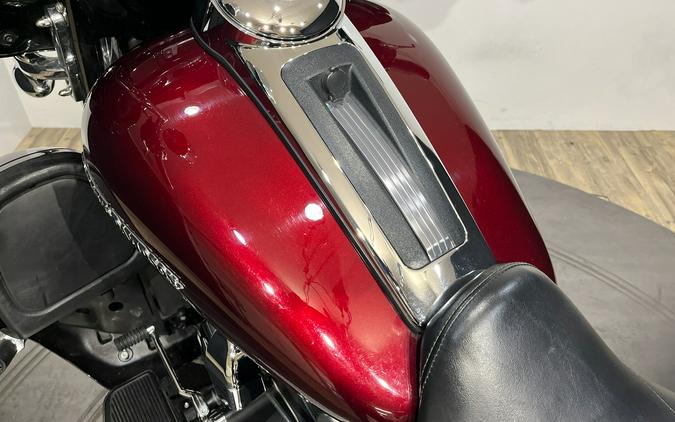 2014 Harley-Davidson FLHTK Electra Glide Ultra Limited