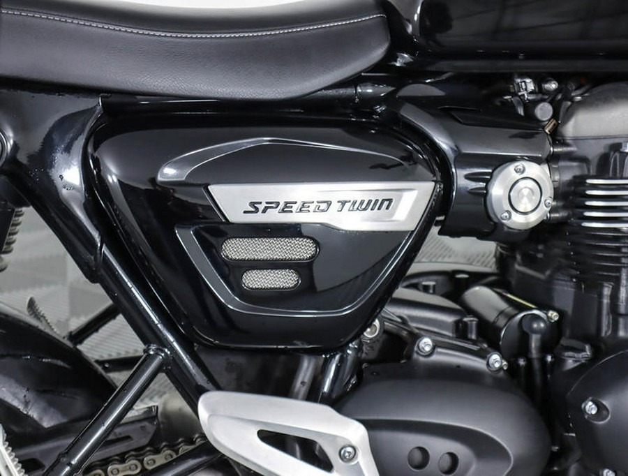 2022 Triumph Speed Twin Jet Black