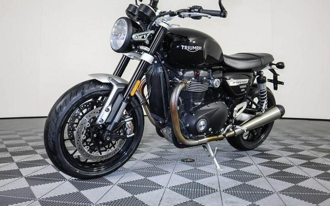 2022 Triumph Speed Twin Jet Black