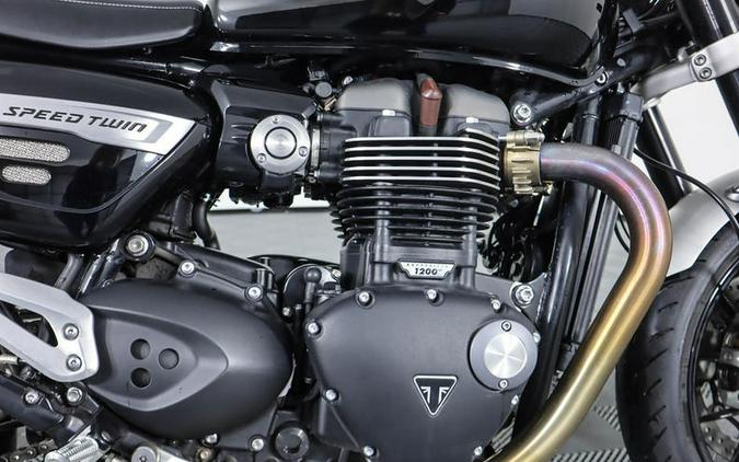 2022 Triumph Speed Twin Jet Black