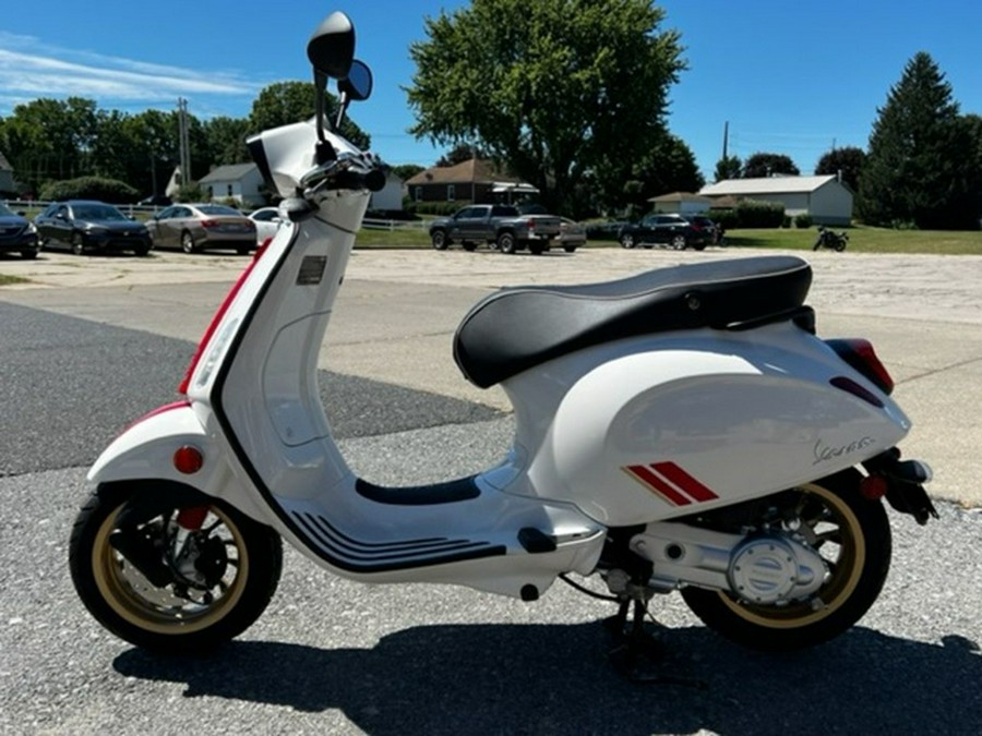 2022 Vespa Sprint 50 Racing Sixties