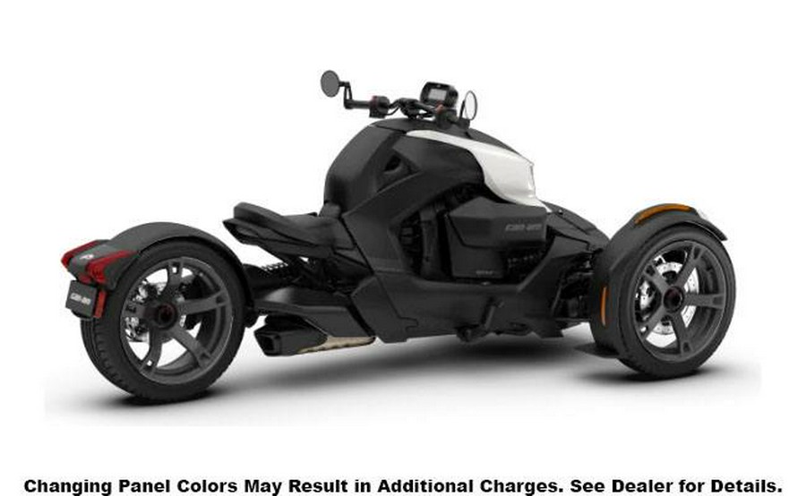 2019 Can-Am™ Ryker 900 ACET