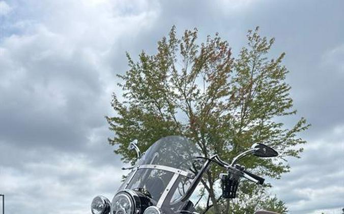 2015 Harley-Davidson Road King®