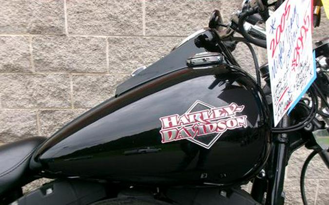 2005 Harley-Davidson FXSTB/FXSTBI Softail® Night Train®