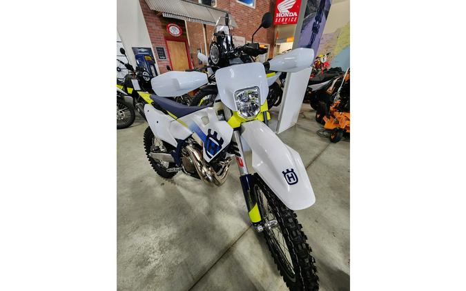 2024 Husqvarna Motorcycles TE 300