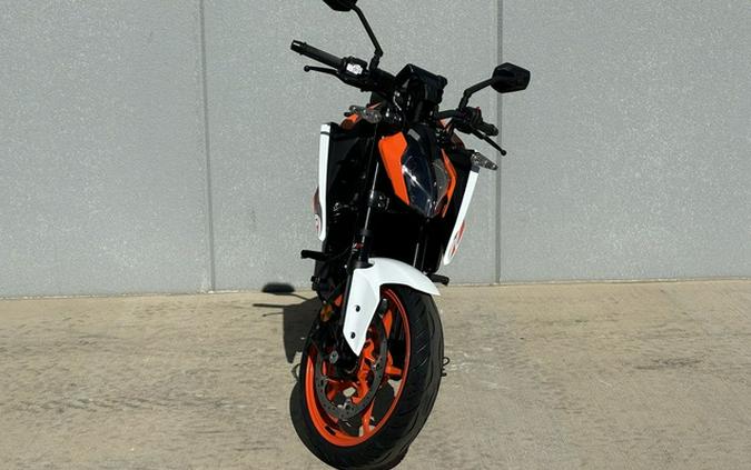 2024 KTM Duke 250