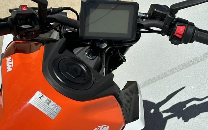 2024 KTM Duke 250