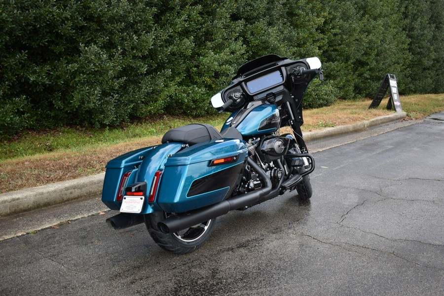 2026 Harley-Davidson Street Glide® – Modern Touring Bagger