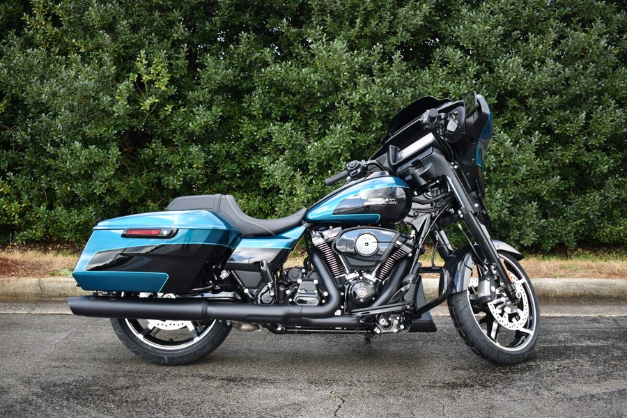 2026 Harley-Davidson Street Glide® – Modern Touring Bagger