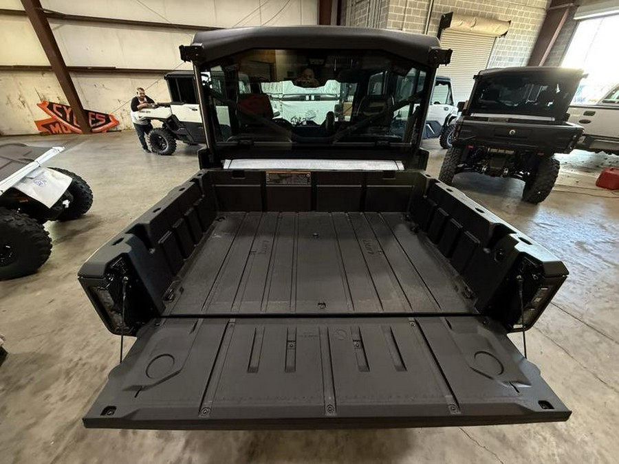 2026 Can-Am® Defender MAX XT CAB HD11 With 10.25 in.display