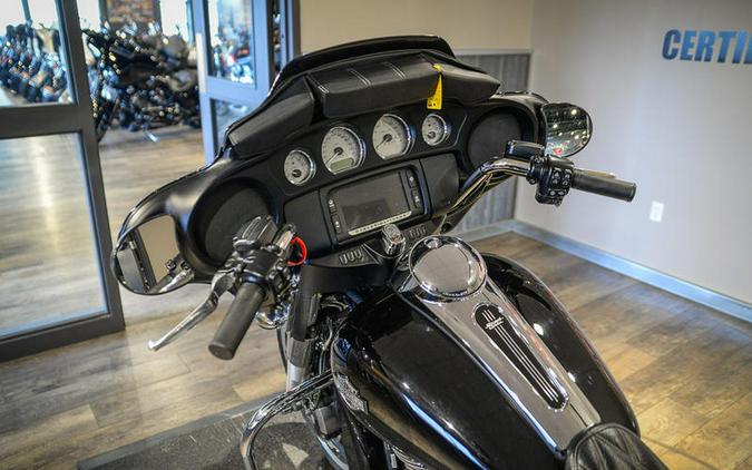 2018 Harley-Davidson® FLHX - Street Glide®