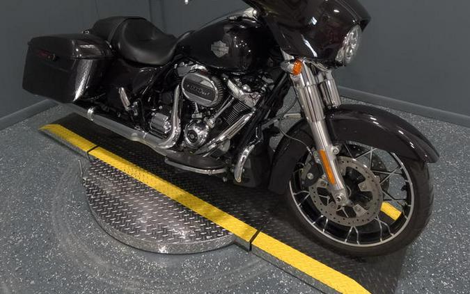 2021 Harley-Davidson® FLHXS - Street Glide® Special