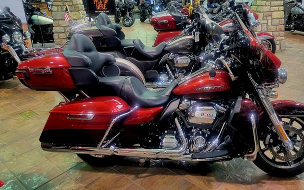 2019 Harley-Davidson® Ultra Limited Low Wicked Red/Twisted Cherry