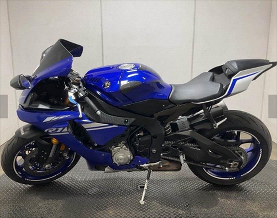 2015 Yamaha YZF-R1