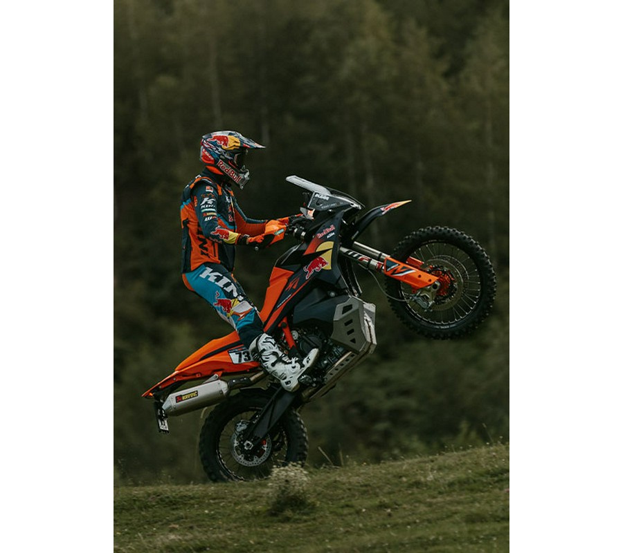 2027 KTM 890 Adventure R Rally