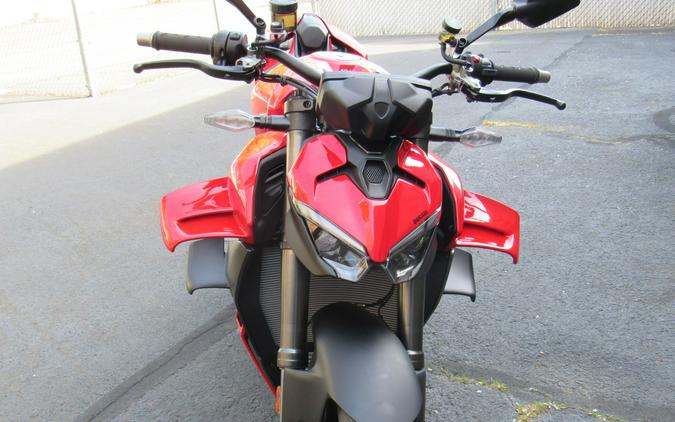 2026 Ducati Streetfighter V4