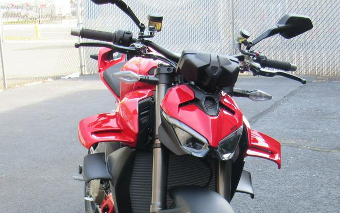 2026 Ducati Streetfighter V4
