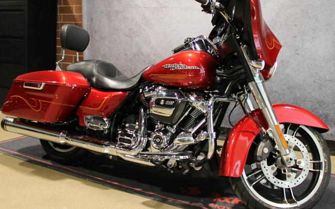 2018 Harley-Davidson® Street Glide® Wicked Red FLHX