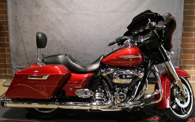2018 Harley-Davidson® Street Glide® Wicked Red FLHX