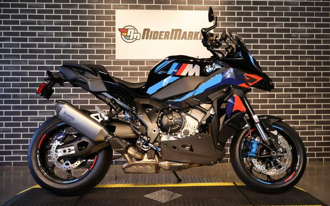2026 BMW M 1000 XR