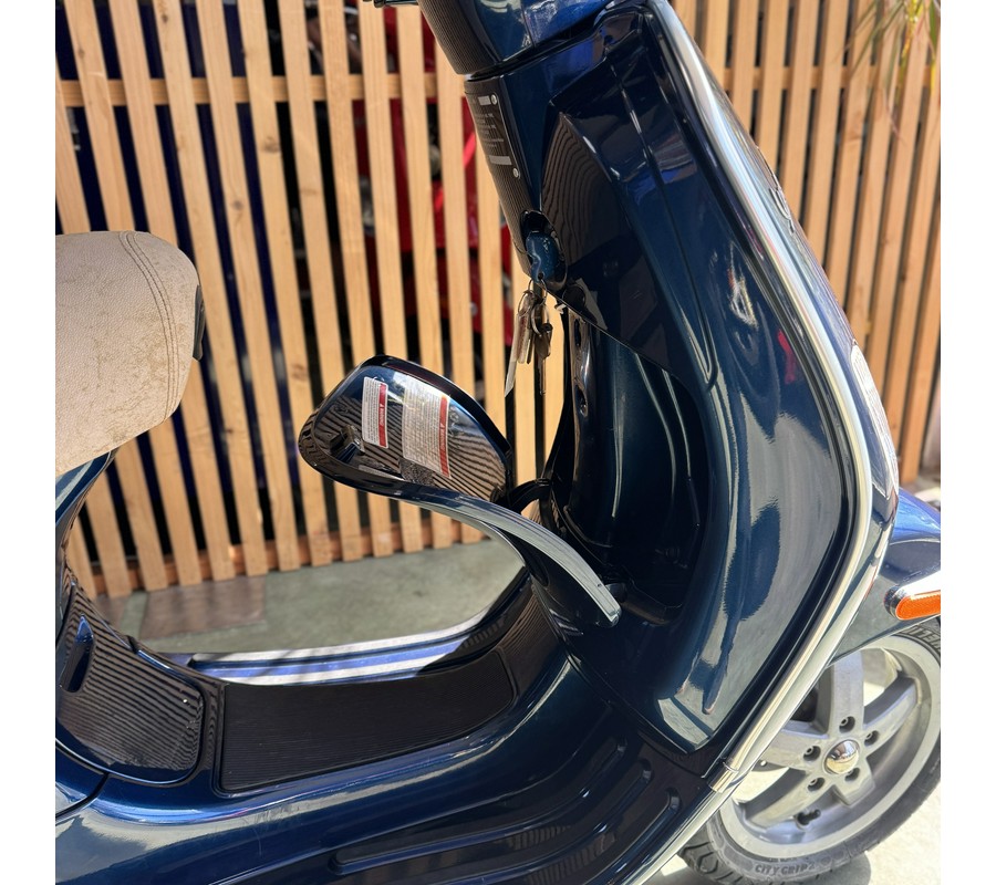 2009 Vespa LX 150