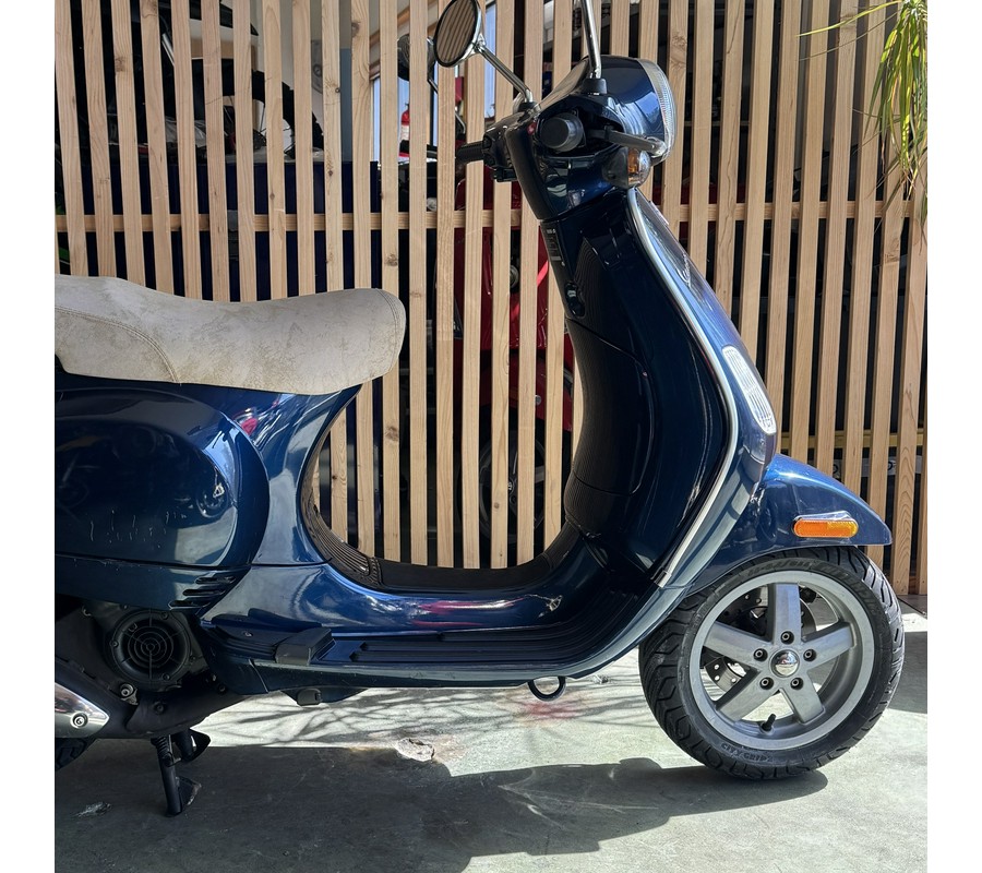 2009 Vespa LX 150