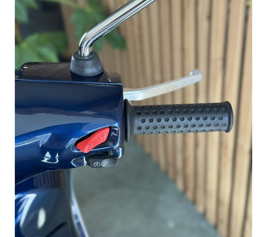2009 Vespa LX 150