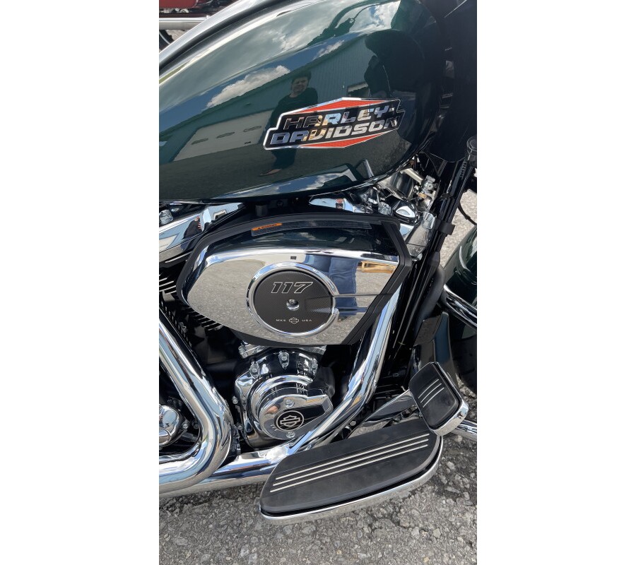 2024 Harley-Davidson Road Glide® Alpine Green