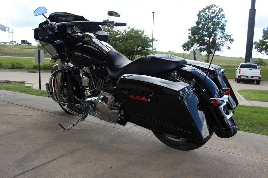 2010 Harley-Davidson® FLTRX - Road Glide® Custom