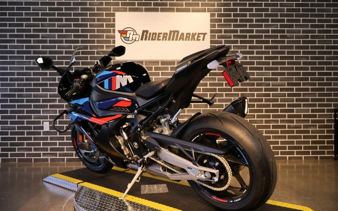 2026 BMW M 1000 RR