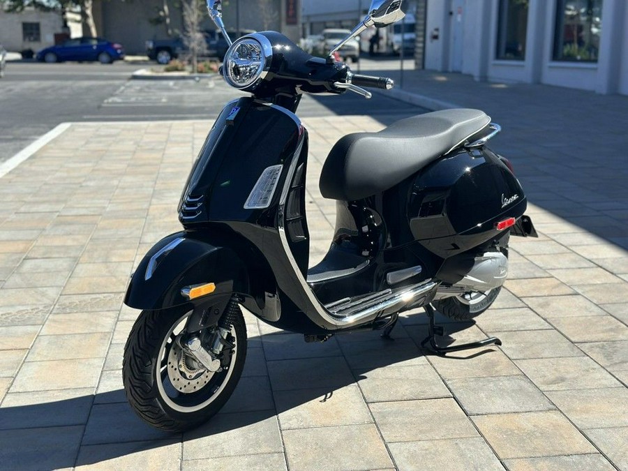 2023 Vespa GTS 300