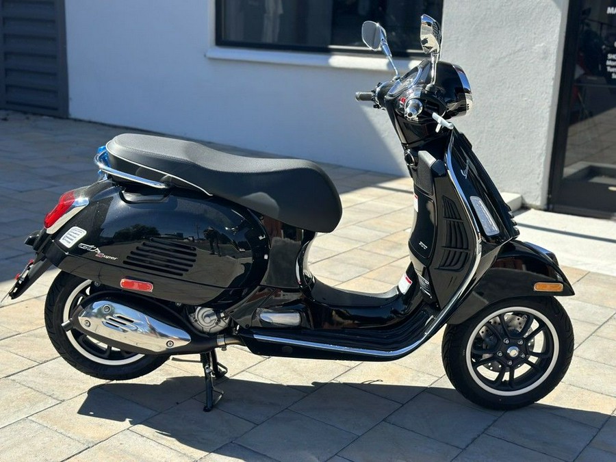 2023 Vespa GTS 300