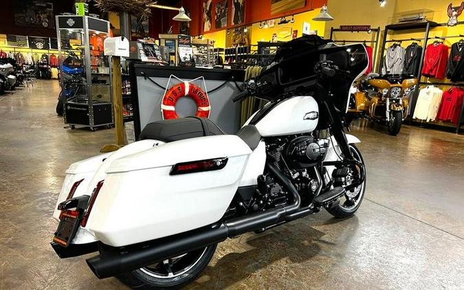 2024 Harley-Davidson® FLHX - Street Glide®