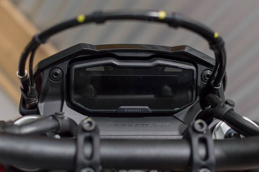 2025 Ducati Hypermotard 698 Mono RVE Graffiti