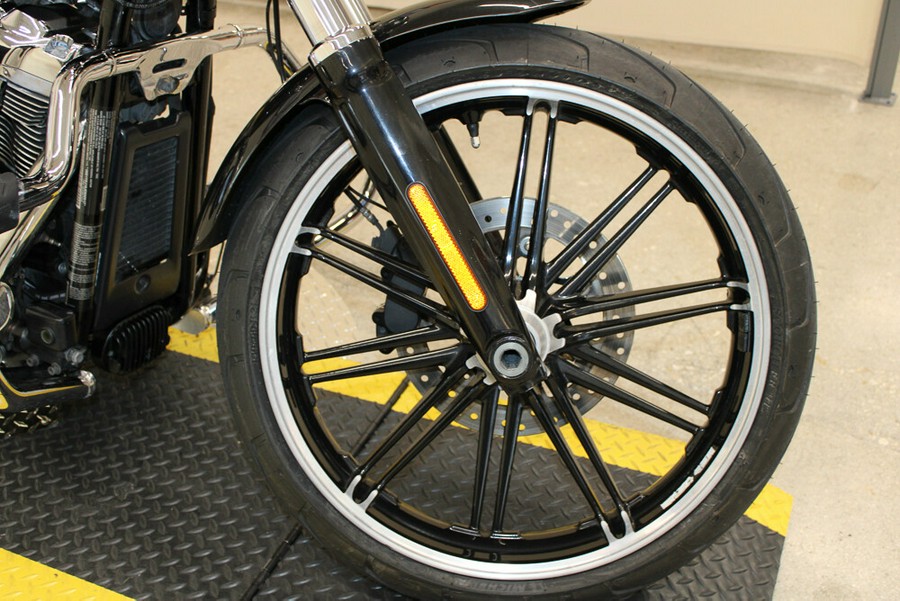 Used 2018 Harley-Davidson Softail Breakout FXSB Motorcycle For Sale In Miami, Florida