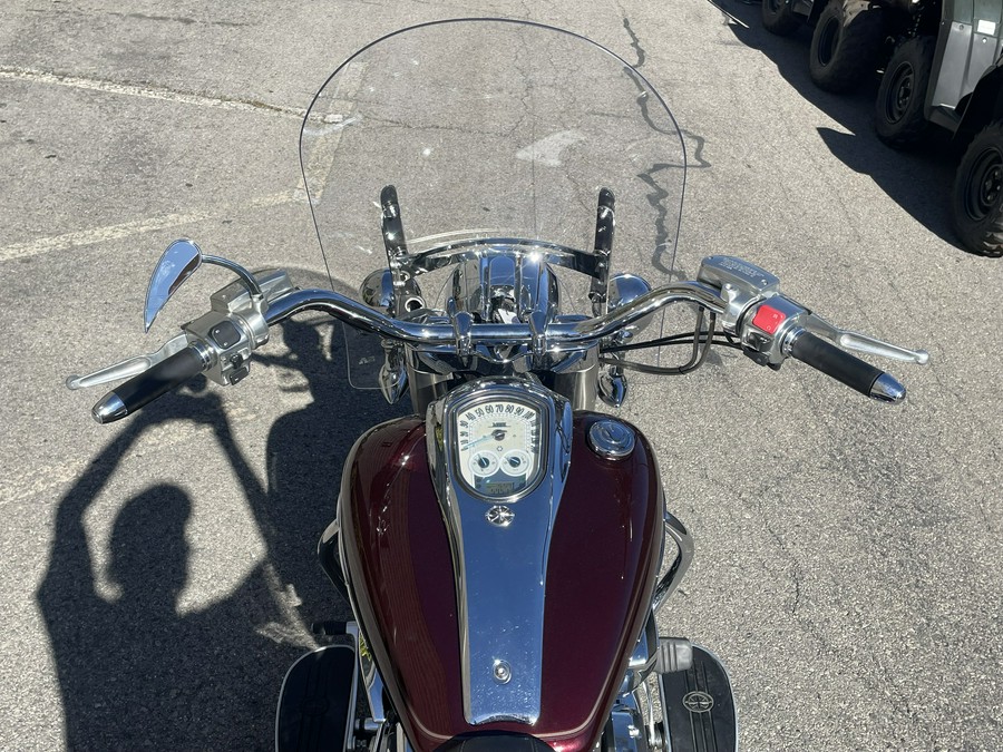 2006 Yamaha Roadliner 1900